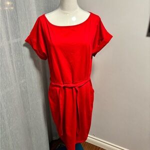 Chic Scarlet Midi Dress